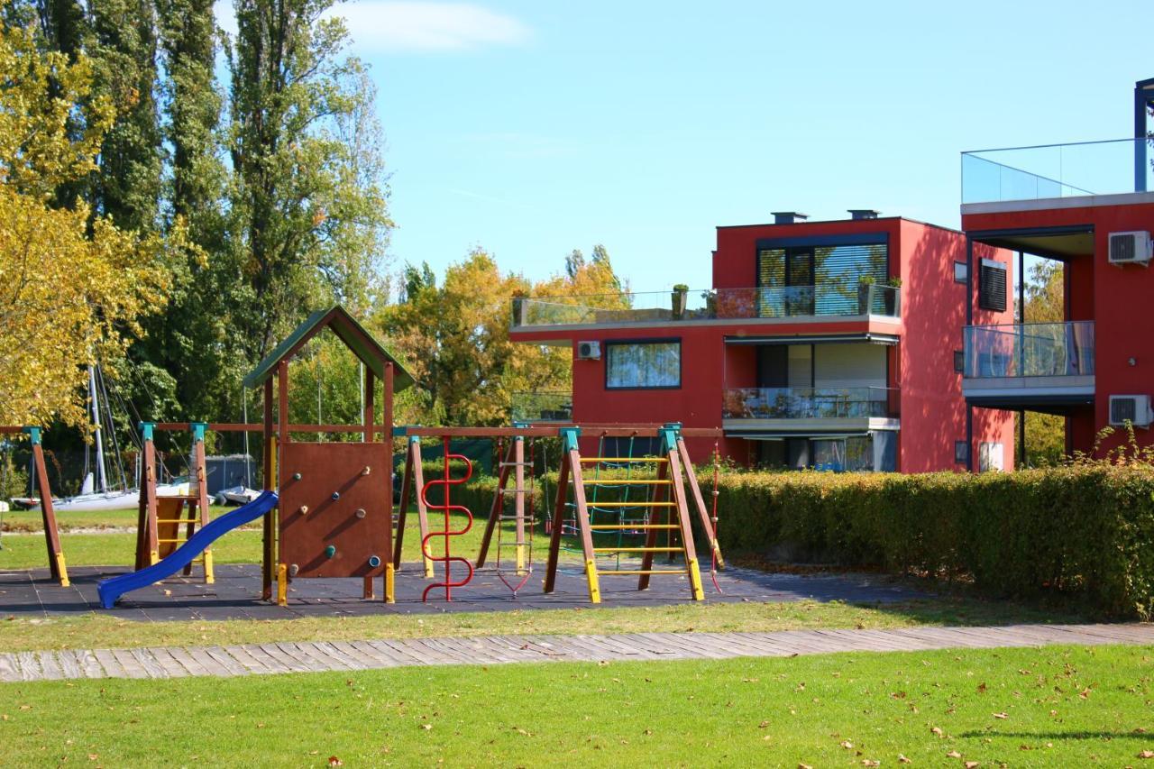 Prime Apartmans Balatonlelle Exterior foto